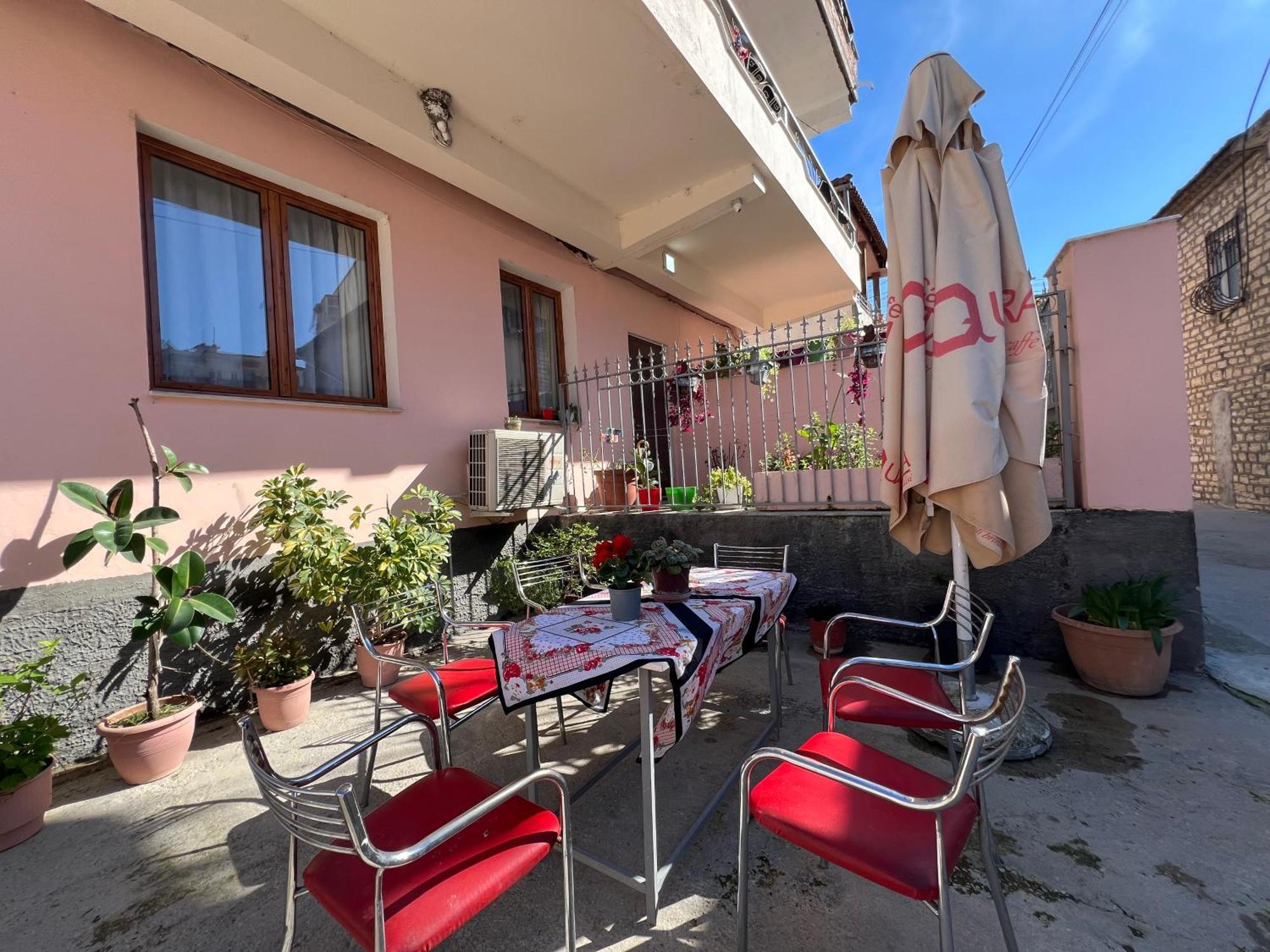Pensión Ensalv - - - Penthouse Berat